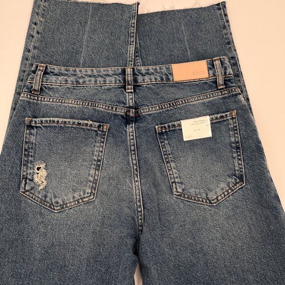Rails Medium Blue Distressed Wide Leg Jeans Size 29 Raw Hem Cotton Denim - Picture 7 of 16